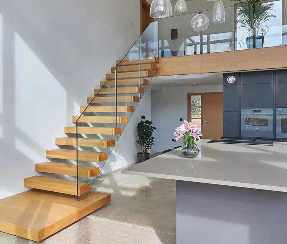 professional-glass-railing-richmond-hill