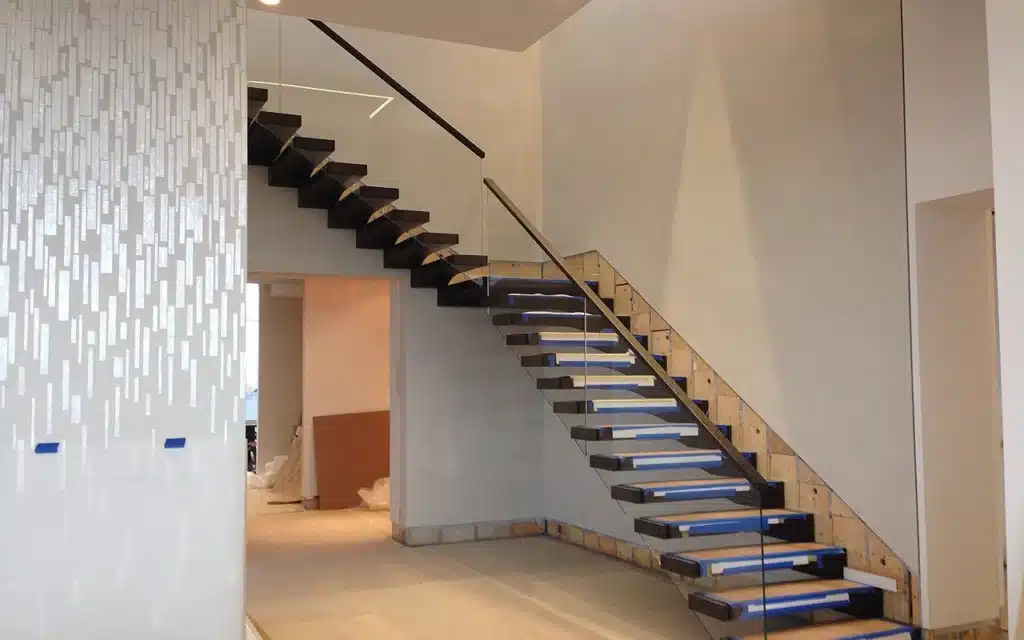 glass-stair-railing-brampton
