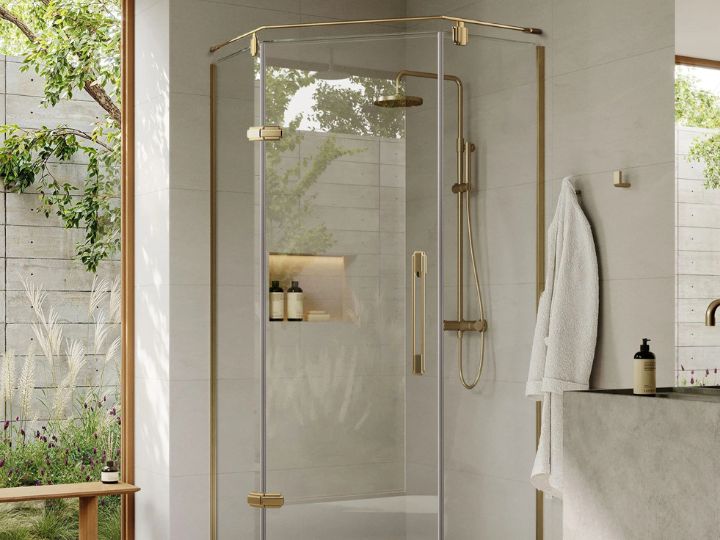 Neo-Angle Glass Shower Doors