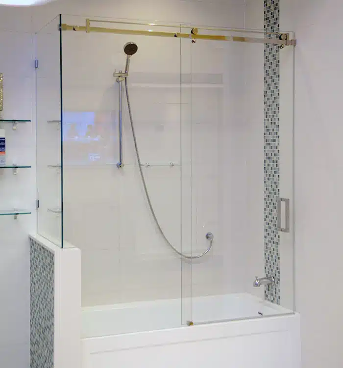 90-Degree-Corner glass shower