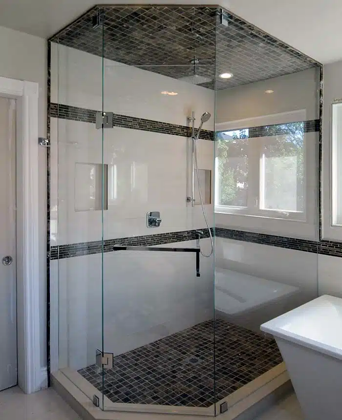 Neo-Angle-shower door