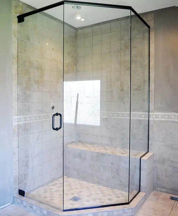 Neo-Angle shower enclosure