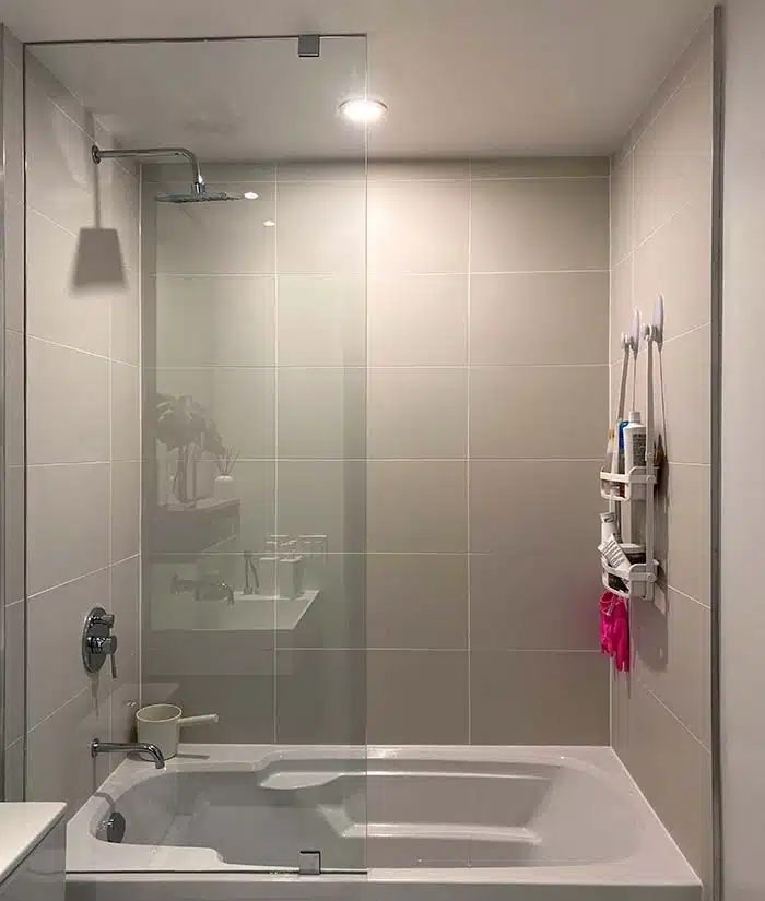 bathtub screen shower door