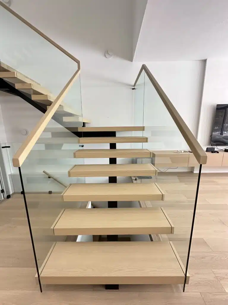 glass staircase railing