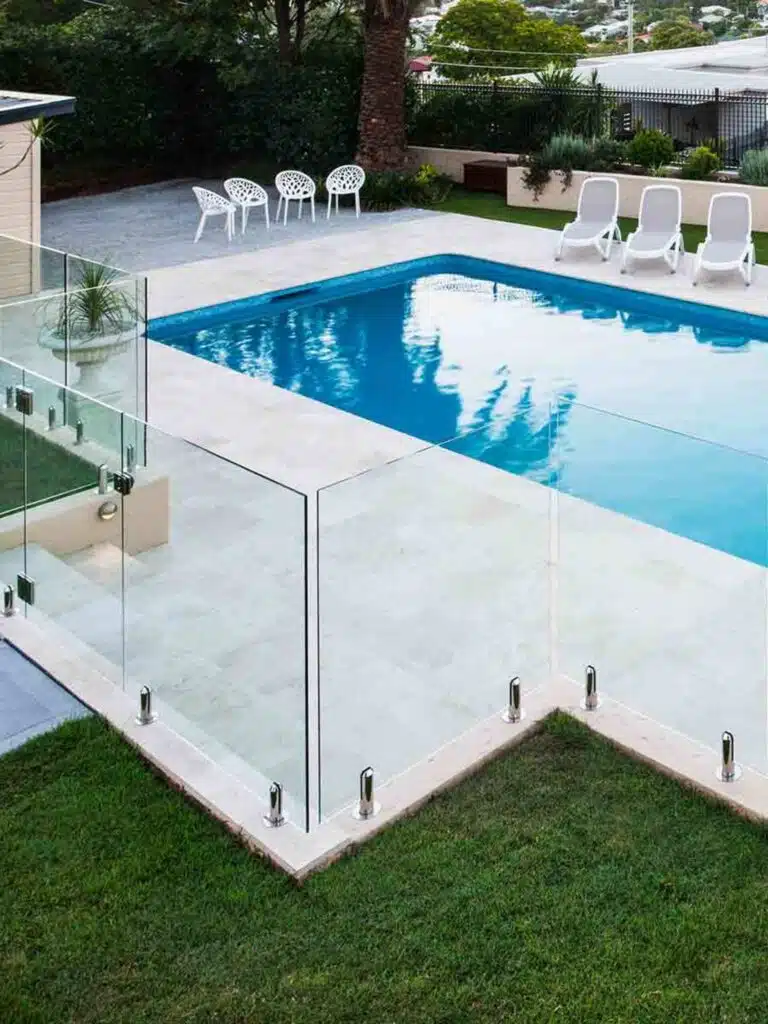 glass-pool-fencing-toronto